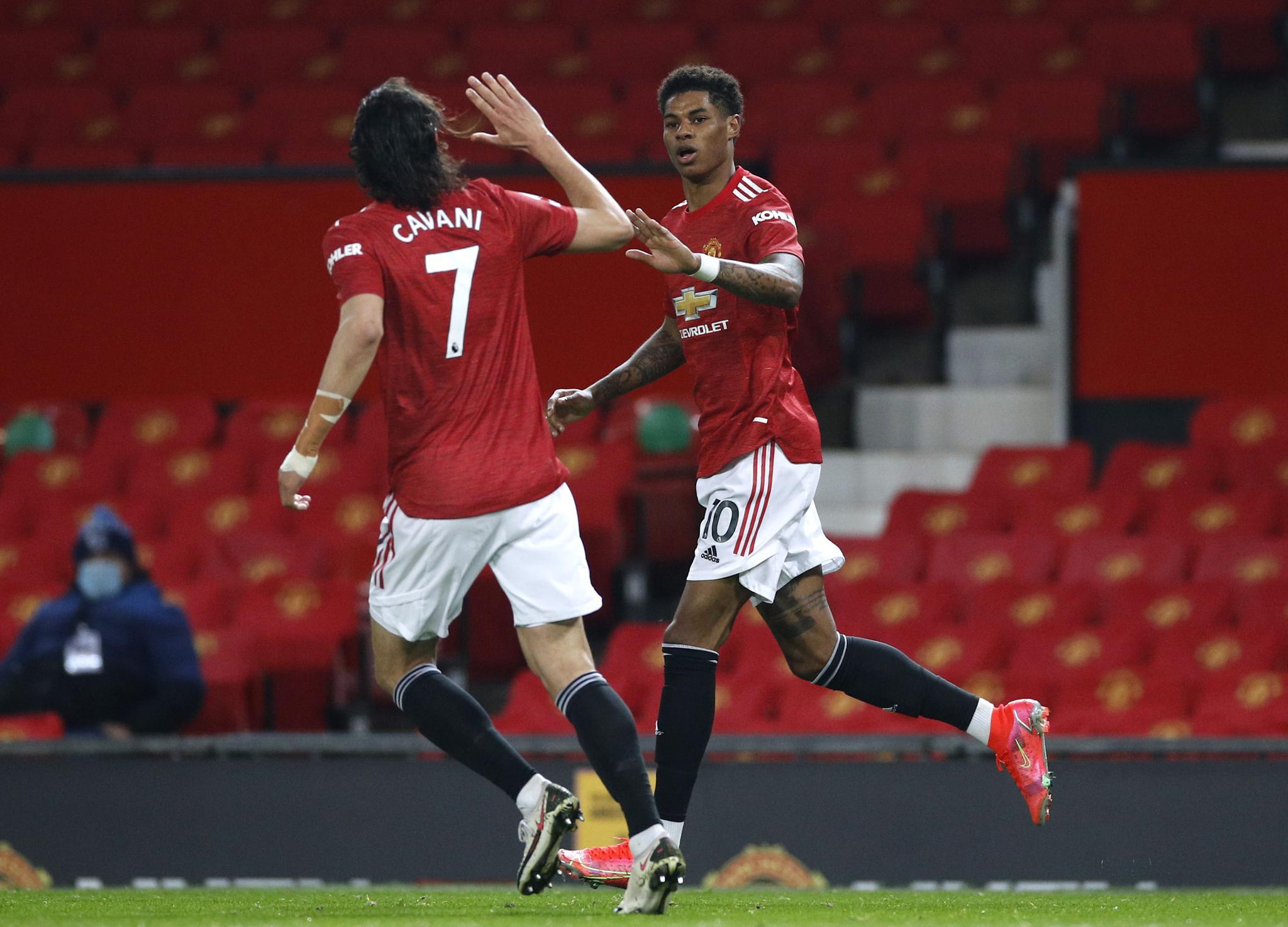 通过球员与 通过球员与